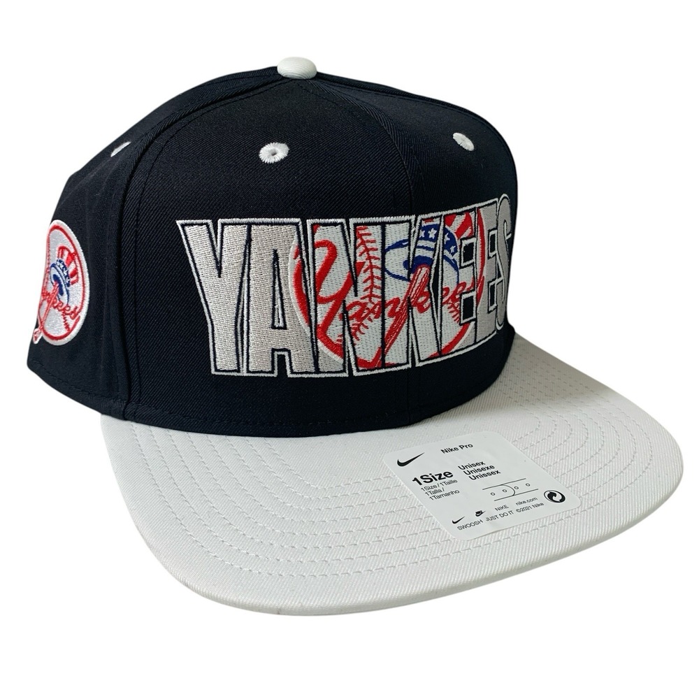 Nike New York Yankees Cooperstown Collection Pro Snapback Adjustable Hat OSFM